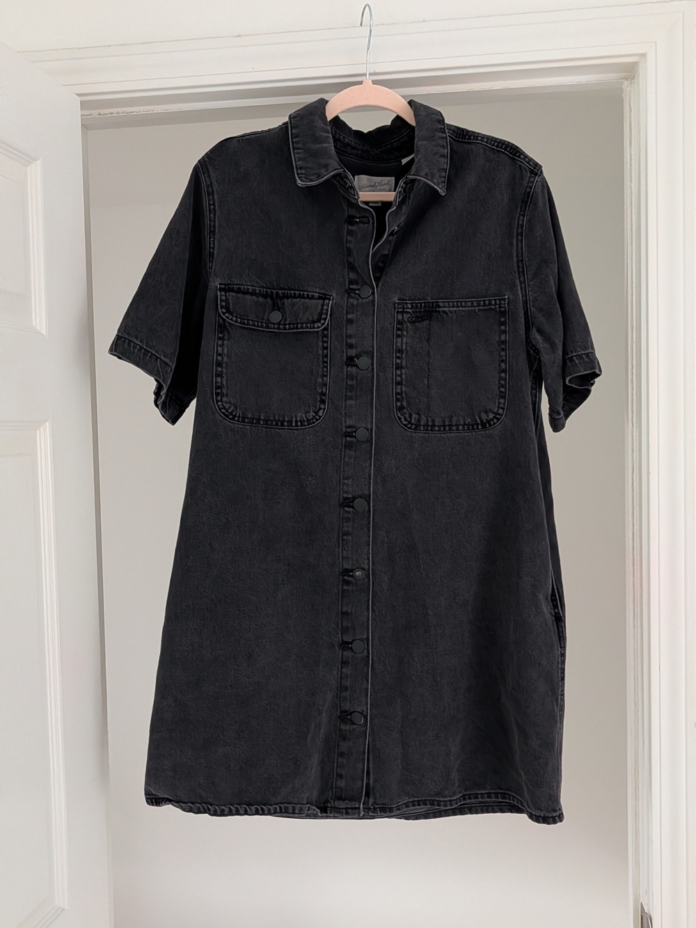 Universal Thread Black Short-Sleeve Button-Up Mini Dress